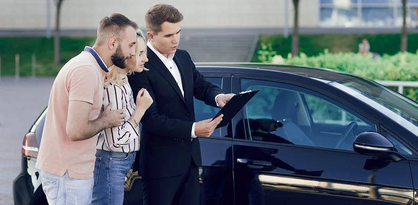 why-hiring-a-private-chauffeur-for-the-hay-festival-is-a-smart-choice